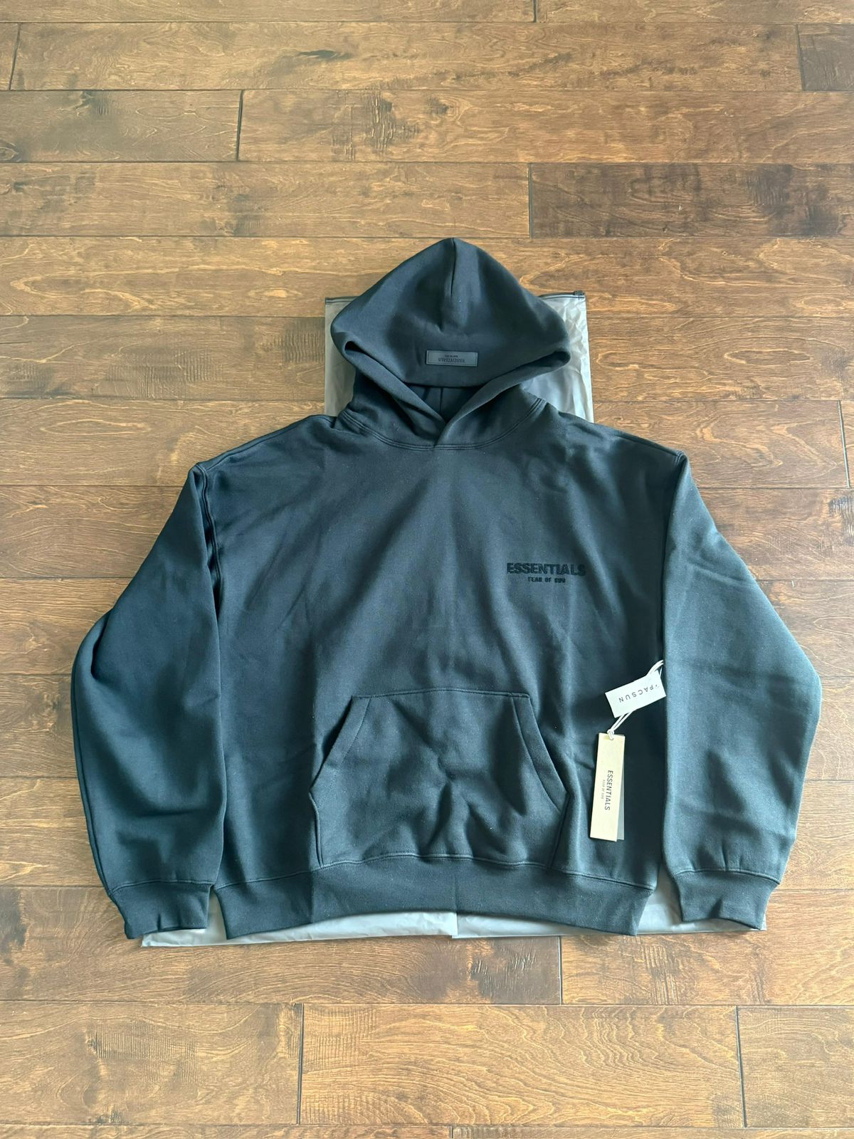 Hoddies Essentials ss22